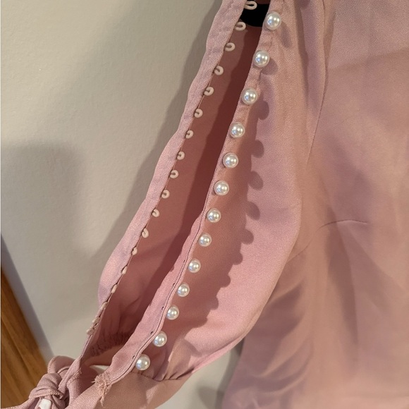 Pearl Detailed Top - Picture 2 of 3